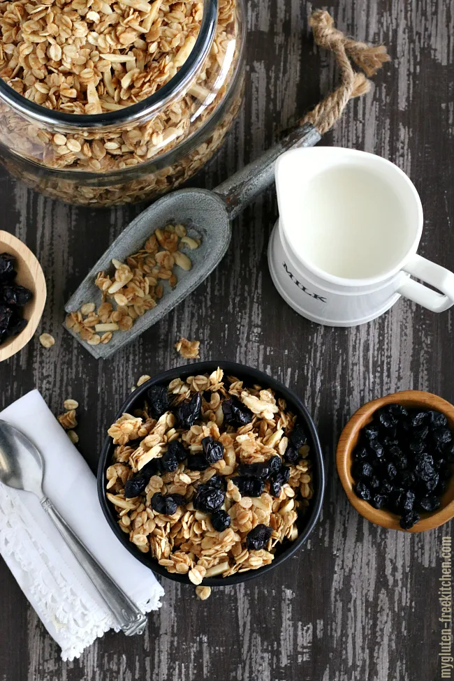 Gluten-free Almond Vanilla Granola