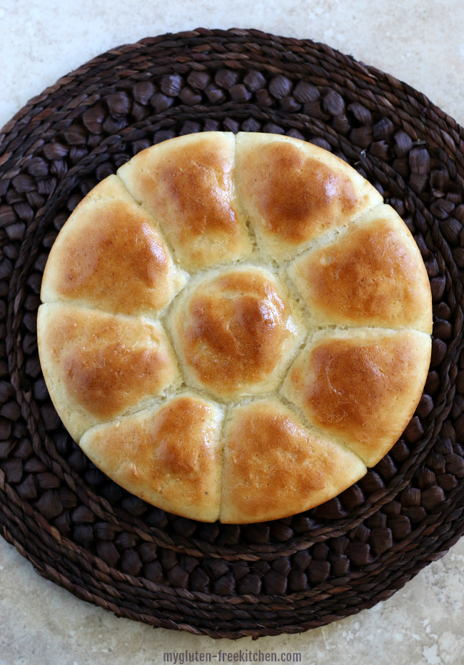 Gluten-free Dinner Rolls Recipe. My tried and true recipe for gluten-free pull-apart dinner rolls! Perfect for holidays or family dinners!