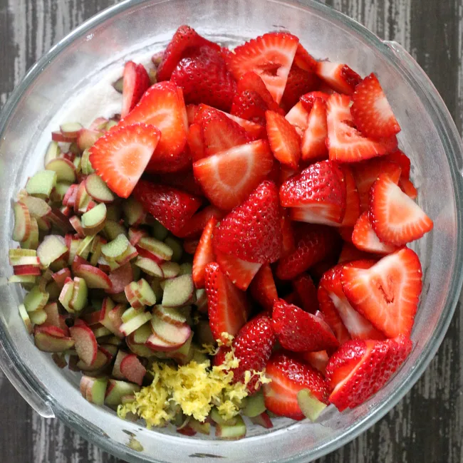 Chopped rhubarb and strawberries for gluten-free strawberry rhubarb crisp