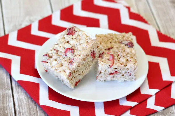 Gluten-free Strawberry Crispy Treats