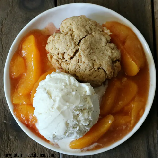 Bowl of Gluten-free Oatmeal Cookie Crisp