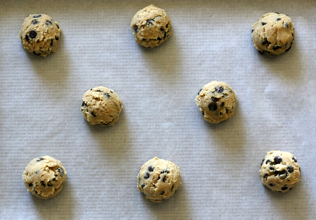 Gluten-free Chocolate Chip Cookie Dough balls