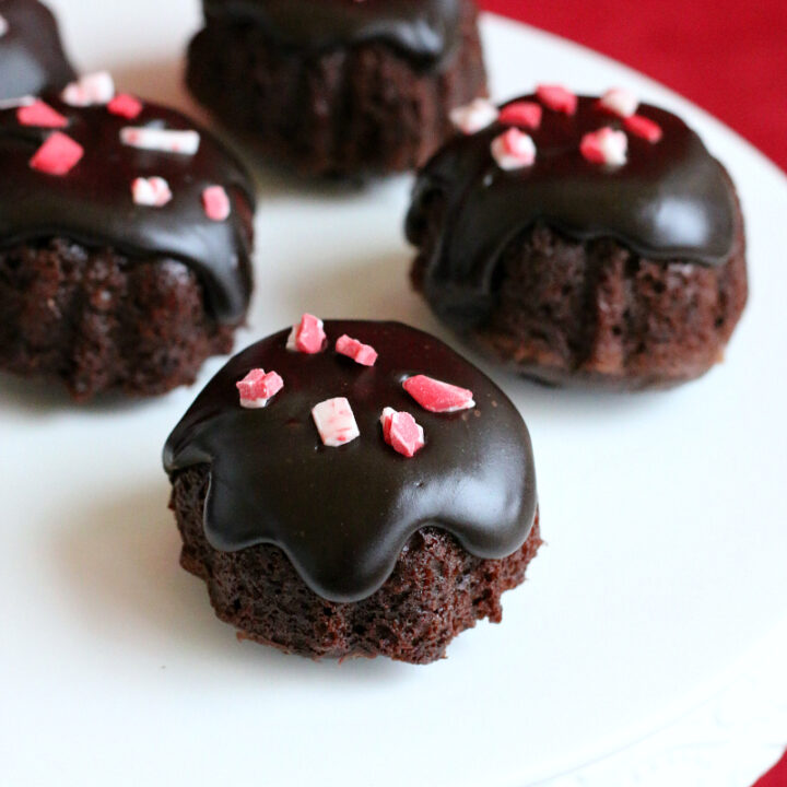 Gluten-free Chocolate Peppermint Cakes - perfect recipe for Christmas parties!