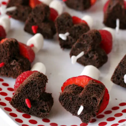 Easy Valentine's Chocolate and Berry Kabobs gluten-free