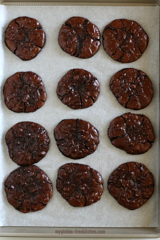 Flourless Chocolate Mudslide Cookies just out of the oven!