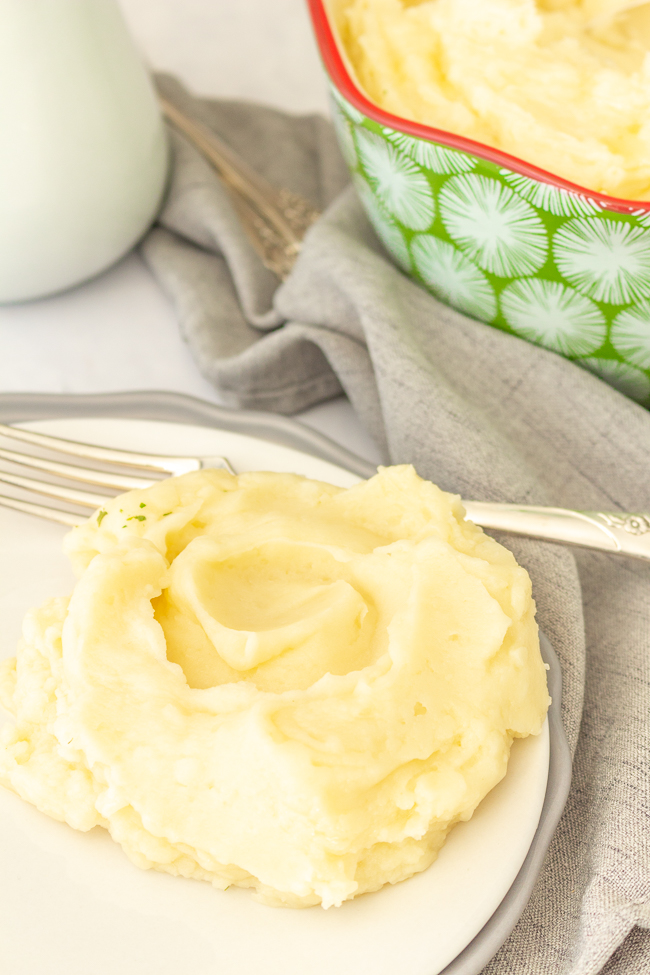 Instant Pot Mashed Potatoes {Gluten-free, Dairy-free}