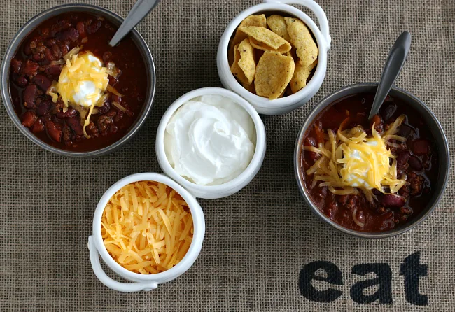 Gluten-free Chili and toppings