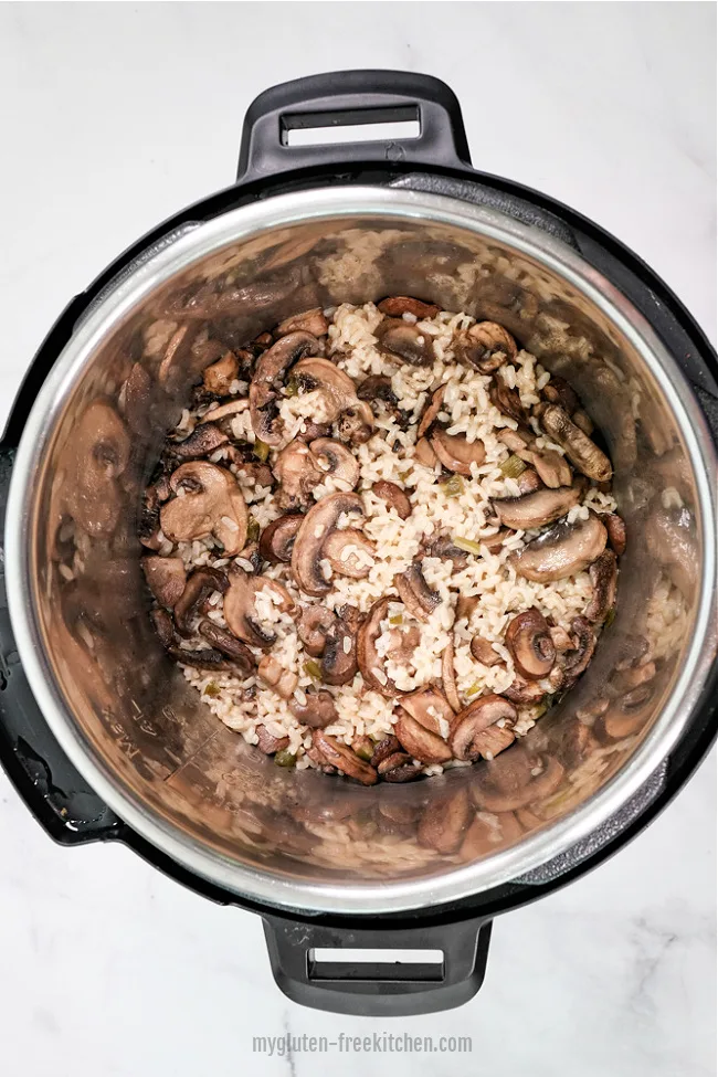 Instant Pot with Gluten-free Risotto with Mushrooms